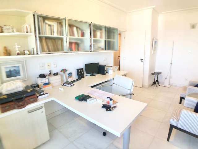 Apartamento em Ondina com 5 quartos e 4 suítes, 305 m² à venda por R$ 2.700.000,00