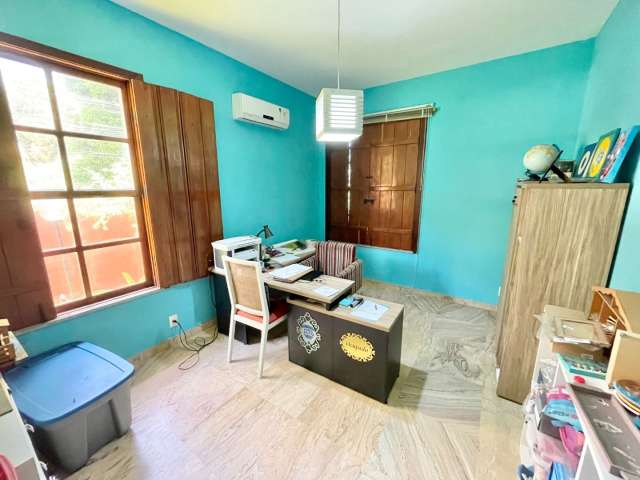 Casa no Horto Florestal com 5 quartos e 3 suítes, 900,00 m² à venda por R$ 3.600.000,00