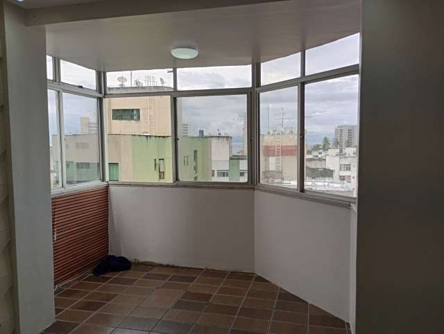 Apartamento na Graça com 4 quartos e 1 suíte, 147,00 m² à venda por R$ 700.000,00