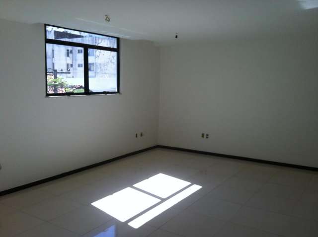 Sala para alugar com 75m² por R$ 5.500,00, Barra, Salvador/BA