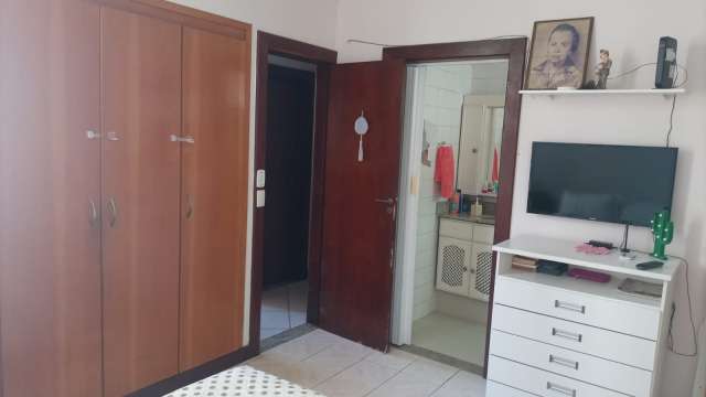 Apartamento Caminho das Árvores com 3 quartos e 1 suíte, 102 m² à venda por R$ 480.000,00