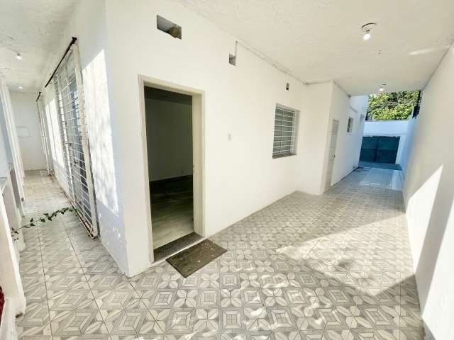 Casa com 4 quartos, 290 m² à venda por R$ 1.000.000,00