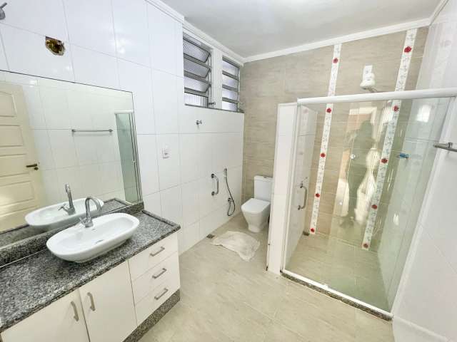 Casa com 4 quartos, 290 m² à venda por R$ 1.000.000,00