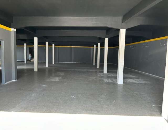 Loja com 900,00 m² para alugar no Barbalho por R$ 15.000,00 - Salvador/BA