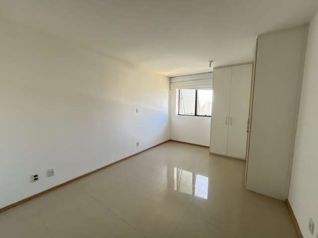 Apartamento no Aquarius 3 suítes, 135m² à venda por R$ 1.280.000,00