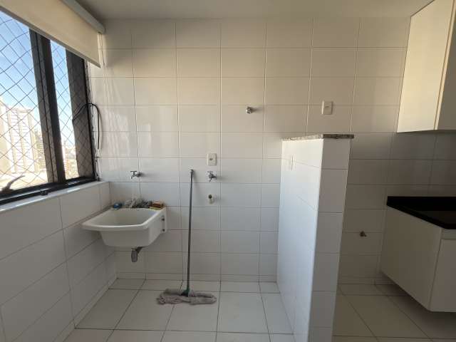 Apartamento no Aquarius 3 suítes, 135m² à venda por R$ 1.280.000,00