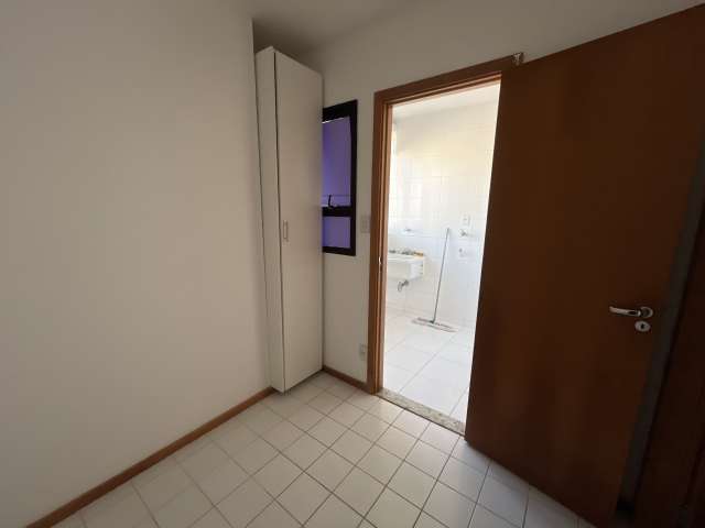 Apartamento no Aquarius 3 suítes, 135m² à venda por R$ 1.280.000,00