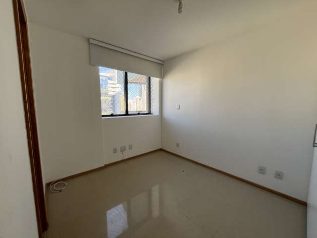 Apartamento no Aquarius 3 suítes, 135m² à venda por R$ 1.280.000,00