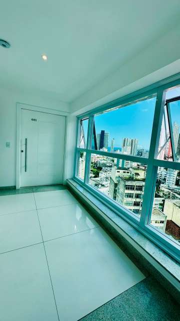 Apartamento na Barra com 4 suítes, 187m² à venda por R$ 1.990.000,00