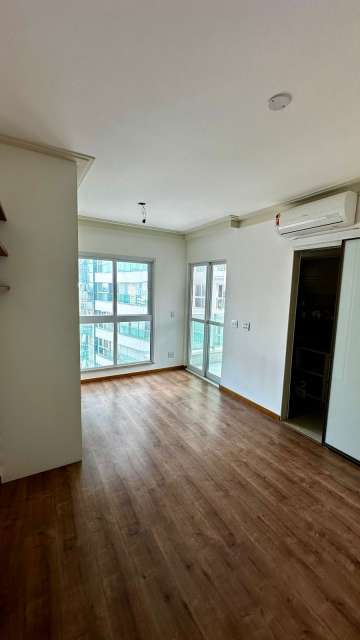 Apartamento na Barra com 4 suítes, 187m² à venda por R$ 1.990.000,00