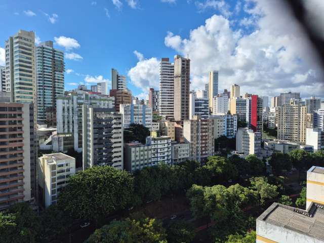 Cobertura no Chame-Chame com 4 quartos sendo 2 suítes, 260m² à venda por R$ 1.450.000,00