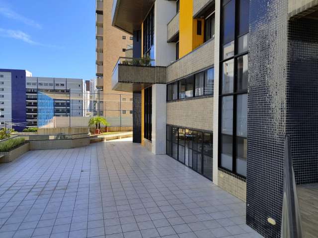 Apartamento na Pituba com 4 quartos sendo 4 suítes, 204m² à venda por R$ 1.300.000,00