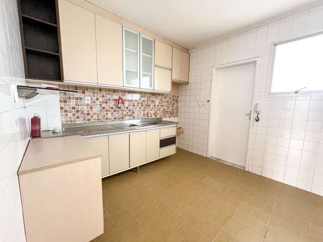 Apartamento no Jardim Apipema com 3 quartos sendo 1 suíte, 311m² à venda por R$ 790.000,00