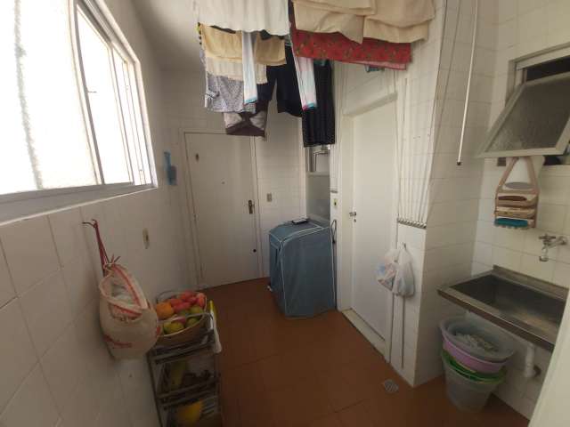 Apartamento na Pituba de 4 quartos sendo 1 suíte, 138m² à venda por R$ 650.000,00