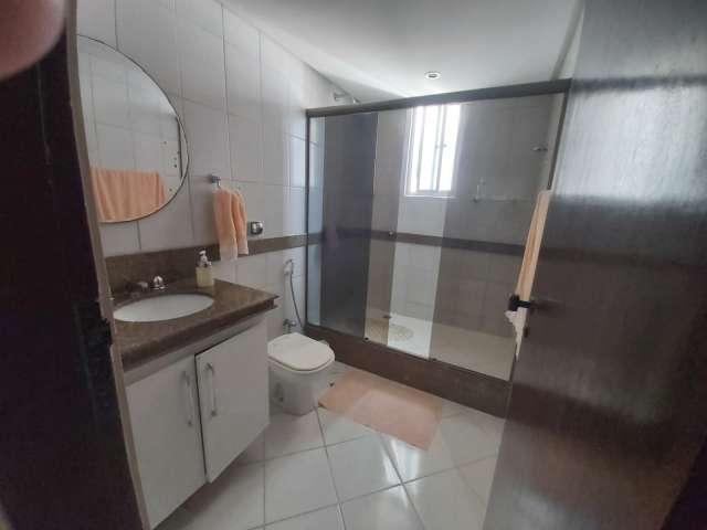 Apartamento na Pituba de 4 quartos sendo 1 suíte, 138m² à venda por R$ 650.000,00