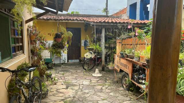 Casa em Piatã de 3 quartos sendo 1 suíte, 122m² à venda por R$ 1.200.000,00