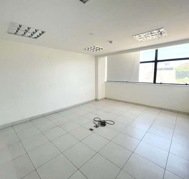 Andar Corporativo com 304,00 m² para alugar por R$ 14.500,00 - Ondina, Salvador/BA