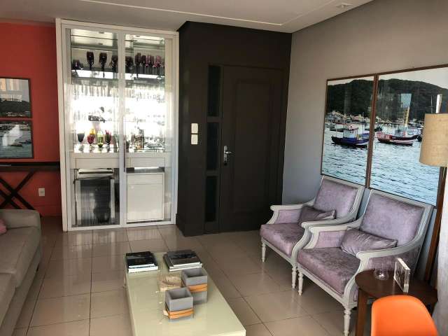 Apartamento na Pituba de 3 quartos sendo 2 suítes, 128m² à venda por R$ 950.000,00