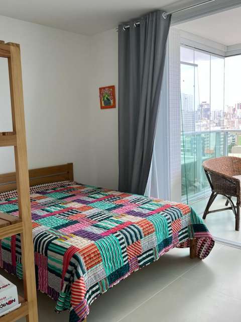 Apartamento na barra de 1 quarto sendo 1 suíte, 50m² à venda por R$ 890.000,00