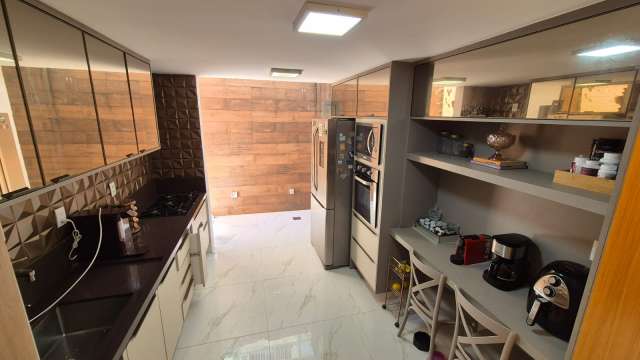 Casa em Brotas com 3 quartos e 1 suíte, 180m² à venda por R$ 640.000,00