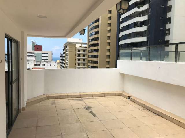 Cobertura na Pituba com 3 quartos e 1 suíte, 172m² à venda por R$ 630.000,00