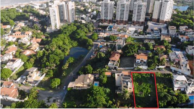 Terreno em Pituaçu com 1.230m² à venda por R$ 1.840.000,00