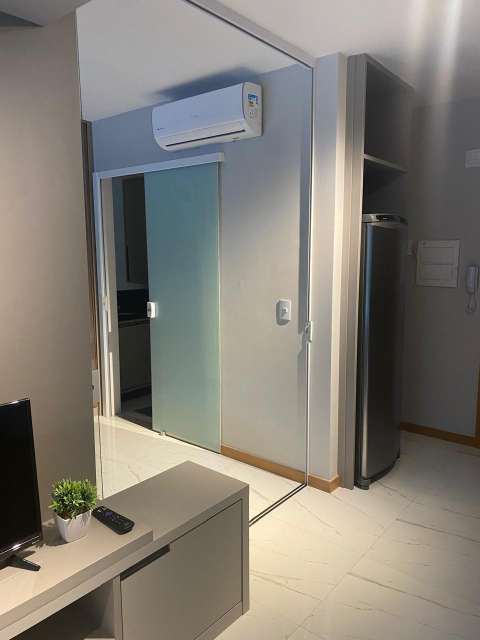 Apartamento NOVO, MOBILIADO com 1 quarto, 30,24 m² para alugar por R$ 2.900,00 - Barra, Salvador/BA