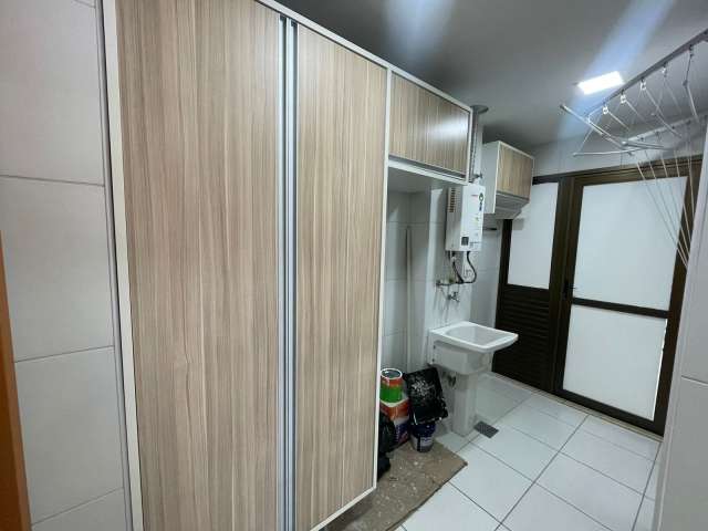 Apartamento em Pituaçu 3 suítes, 231m² à venda por R$ 1.480.000,00