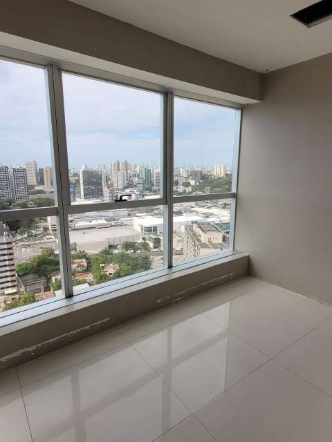 Sala no Mundo Plaza com 101,70 m² para alugar por R$ 7.500,00 - Caminho das Árvores, Salvador/BA  