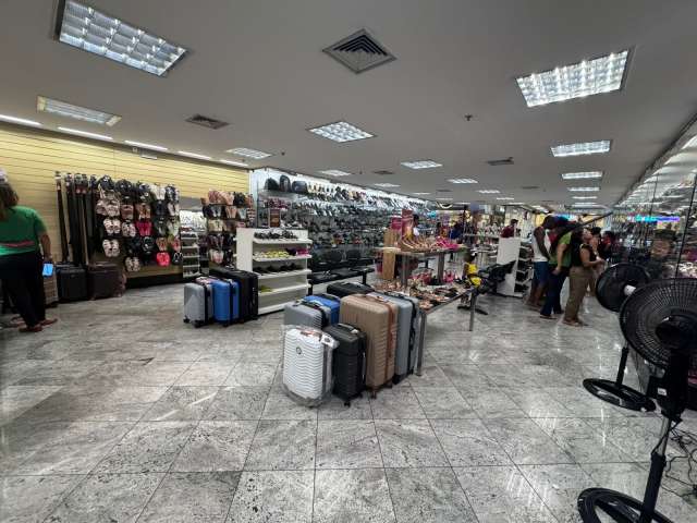 Loja no Shopping Piedade com 240,00 m² para alugar por R$ 52.320,00 - Salvador/BA  