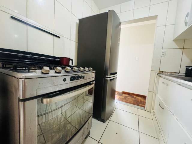 Apartamento no Jardim Apipema com 3 quartos, 80m² à venda por R$ 300.000,00