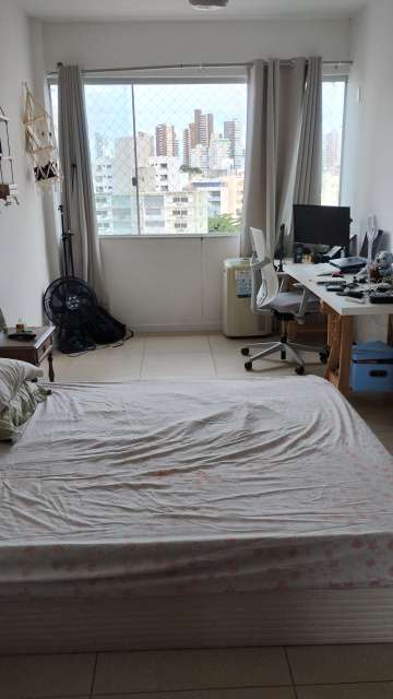 Apartamento na Barra com 3 quartos e 1 suíte, 132m² à venda por R$ 770.000,00