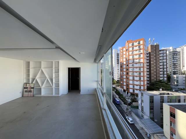 Apartamento com 2 quartos e 1 suíte, 136,87 m² para alugar por R$ 3.600,00 - Rua Amazonas, PItuba - Salvador/BA 