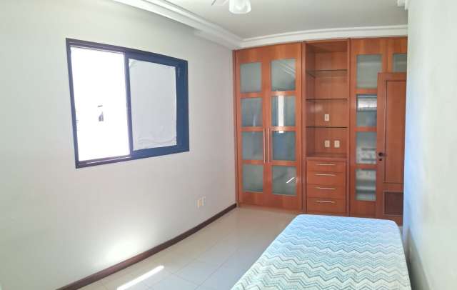 Apartamento na Pituba com 4 quartos e 1 suíte, 100m² à venda por R$ 950.000,00