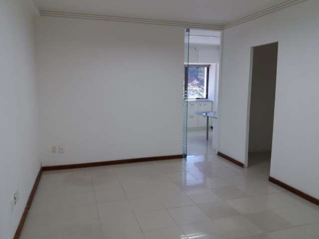 Sala com 46,00 m² para alugar por R$ 1.700,00 - Garibaldi, Ondina - Salvador/BA