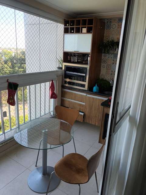 Apartamento na Paralela com 3 quartos e 1 suíte, 80m² à venda por R$ 650.000,00