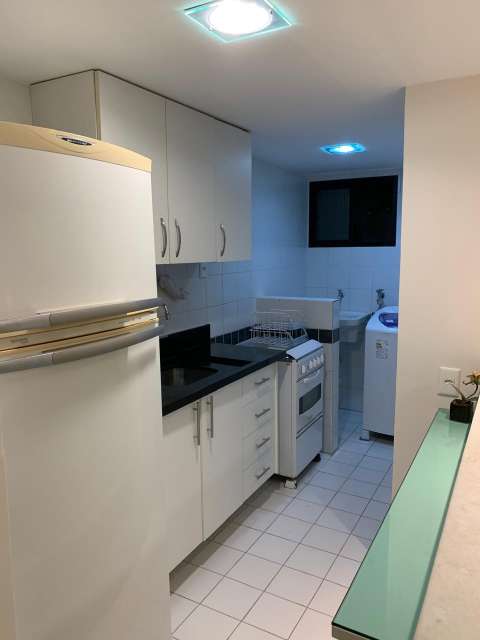 Apartamento com 1 quarto, 47 m² para alugar por R$ 1.980,00 - Itaigara - Salvador/BA